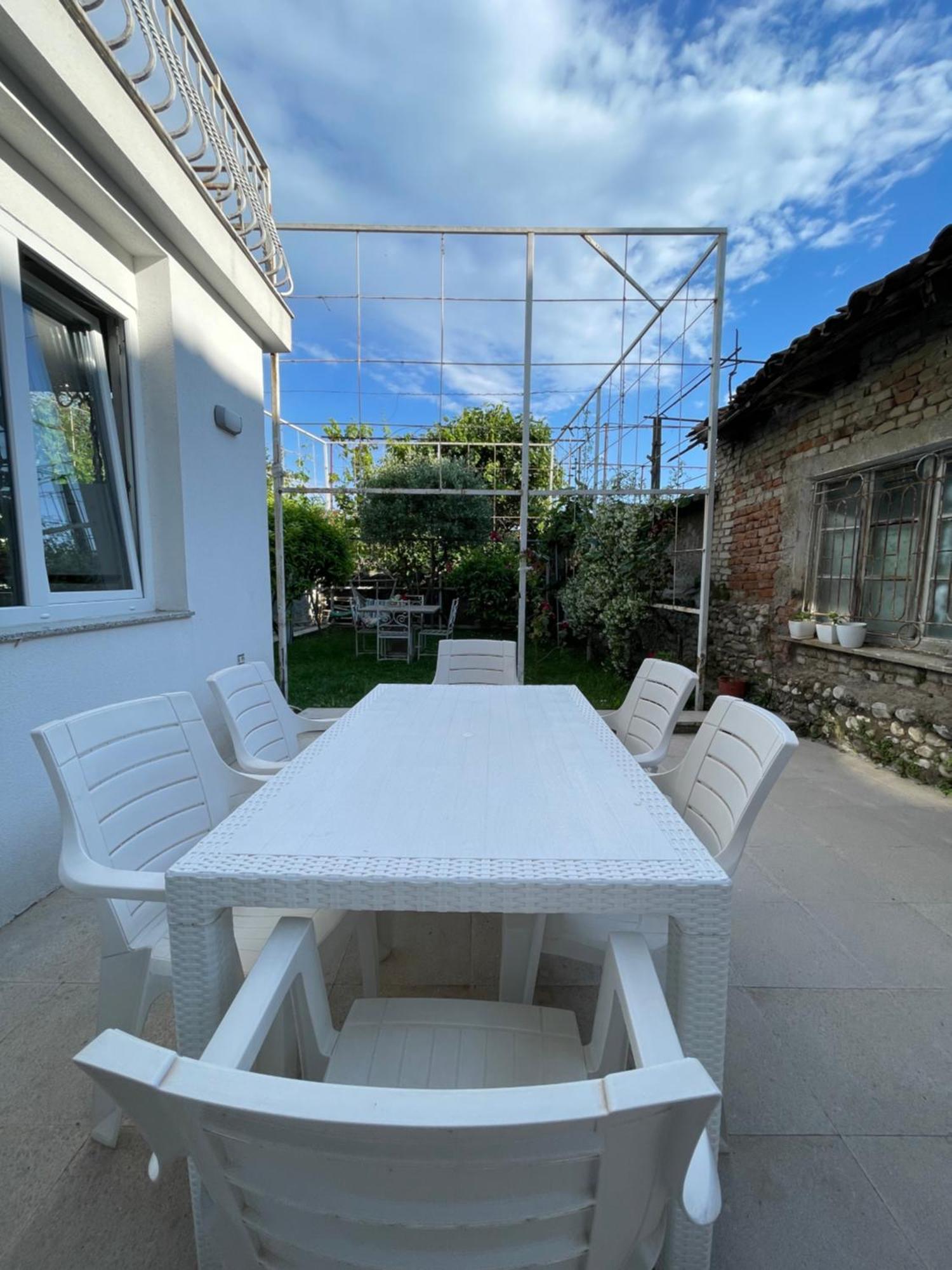 Vila Nela Shkodër Exterior foto